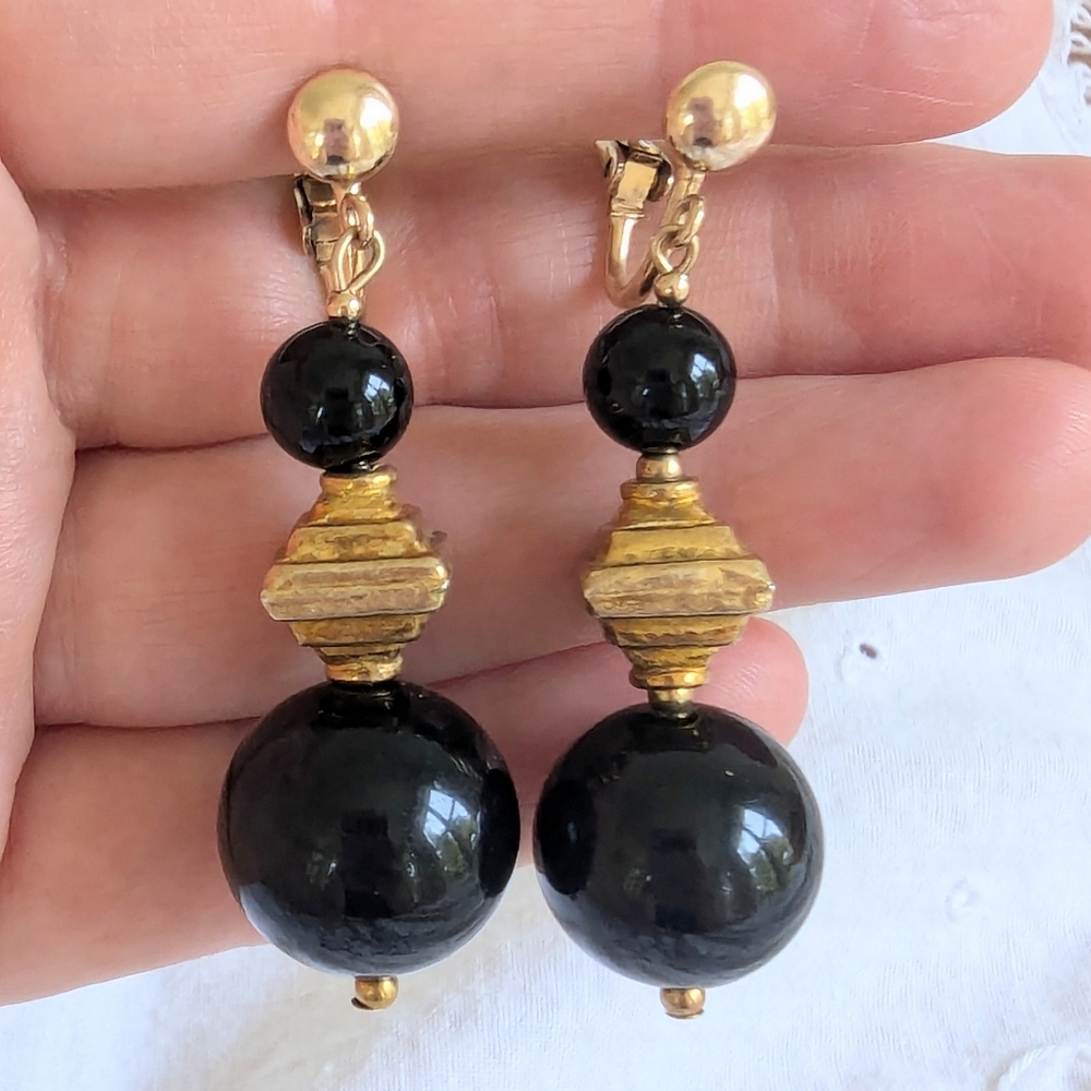 Vtg 14k 1/20 Gold Filled Black Glass Onyx Colored Graduated Drop Clip Earrings